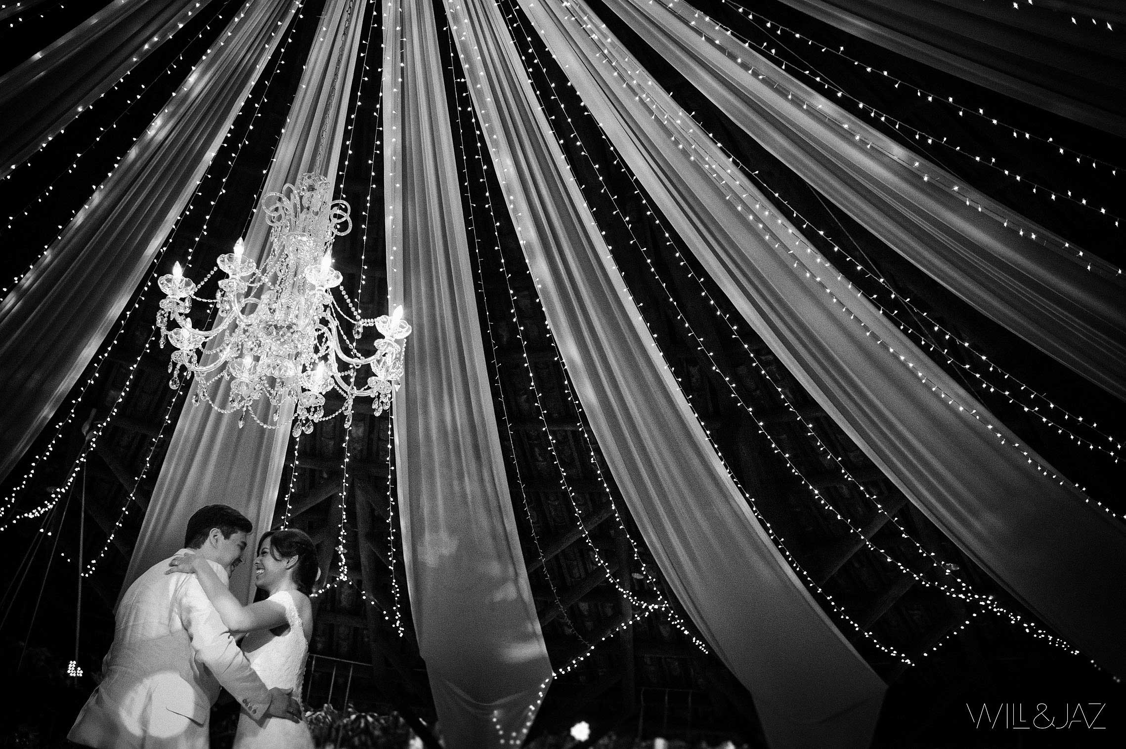 Will & Jaz - willyjaz.com - Bodas - Matrimonios - Wedding - Carolina & Jonathan - Entremanteles - Orquideorama - Iglesia La Merced-30