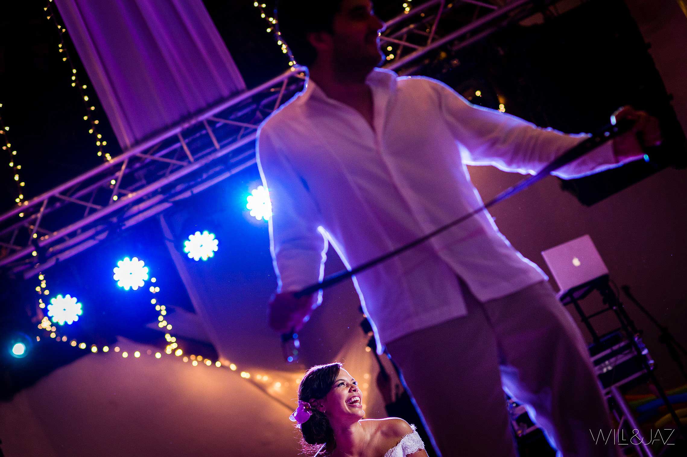 Will & Jaz - willyjaz.com - Bodas - Matrimonios - Wedding - Carolina & Jonathan - Entremanteles - Orquideorama - Iglesia La Merced-37