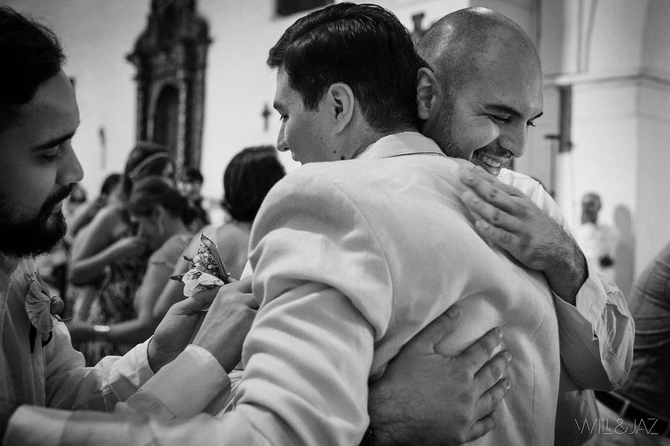 Will & Jaz - willyjaz.com - Bodas - Matrimonios - Wedding - Carolina & Jonathan - Entremanteles - Orquideorama - Iglesia La Merced-6